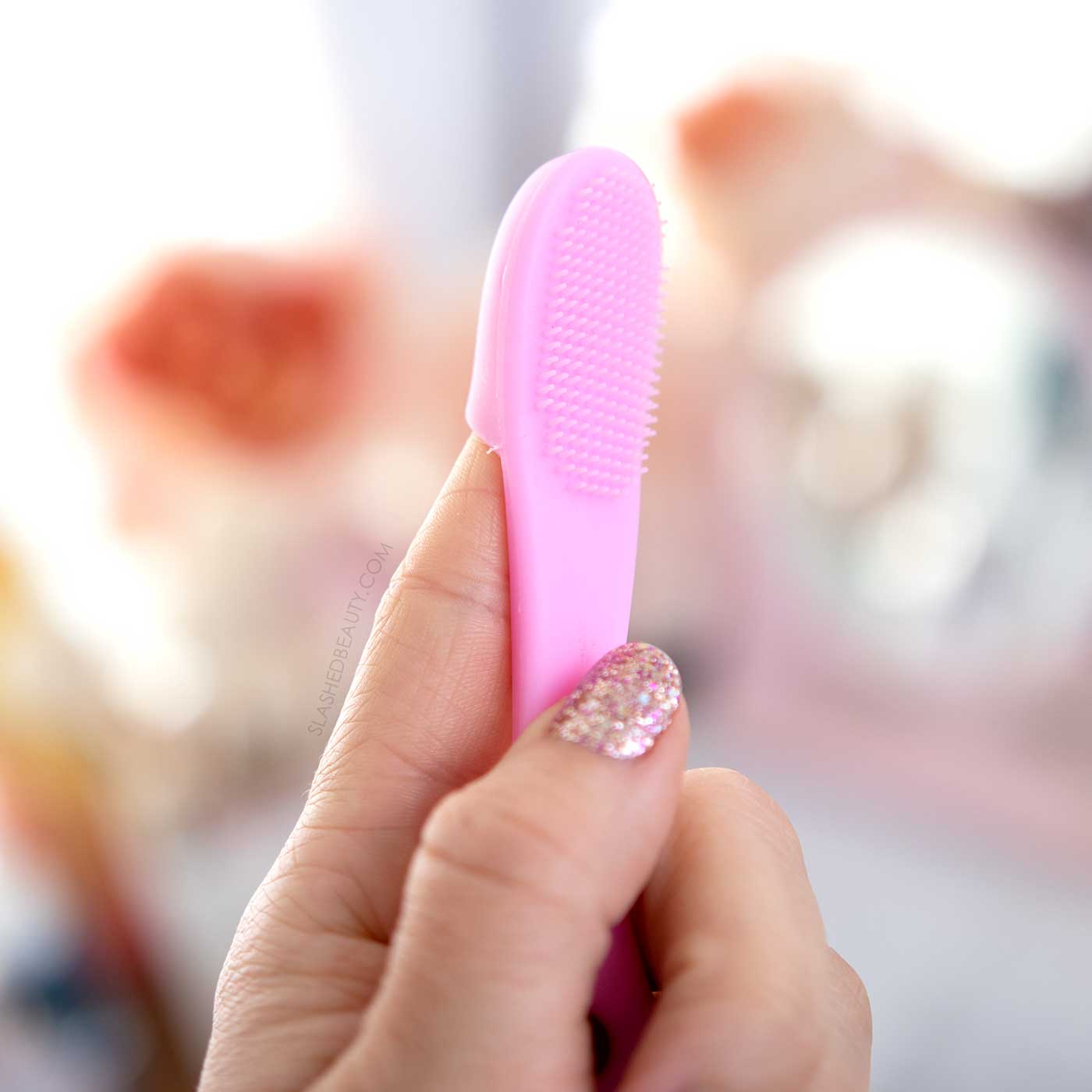 Silicone Finger Lip Brush