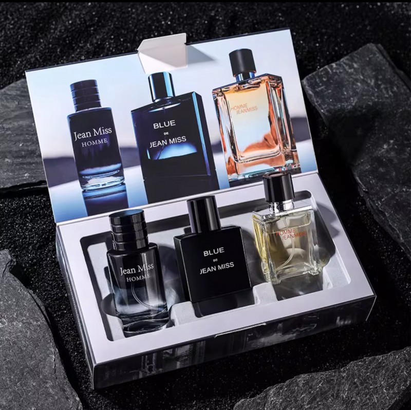 Blue Jean Homme Perfume