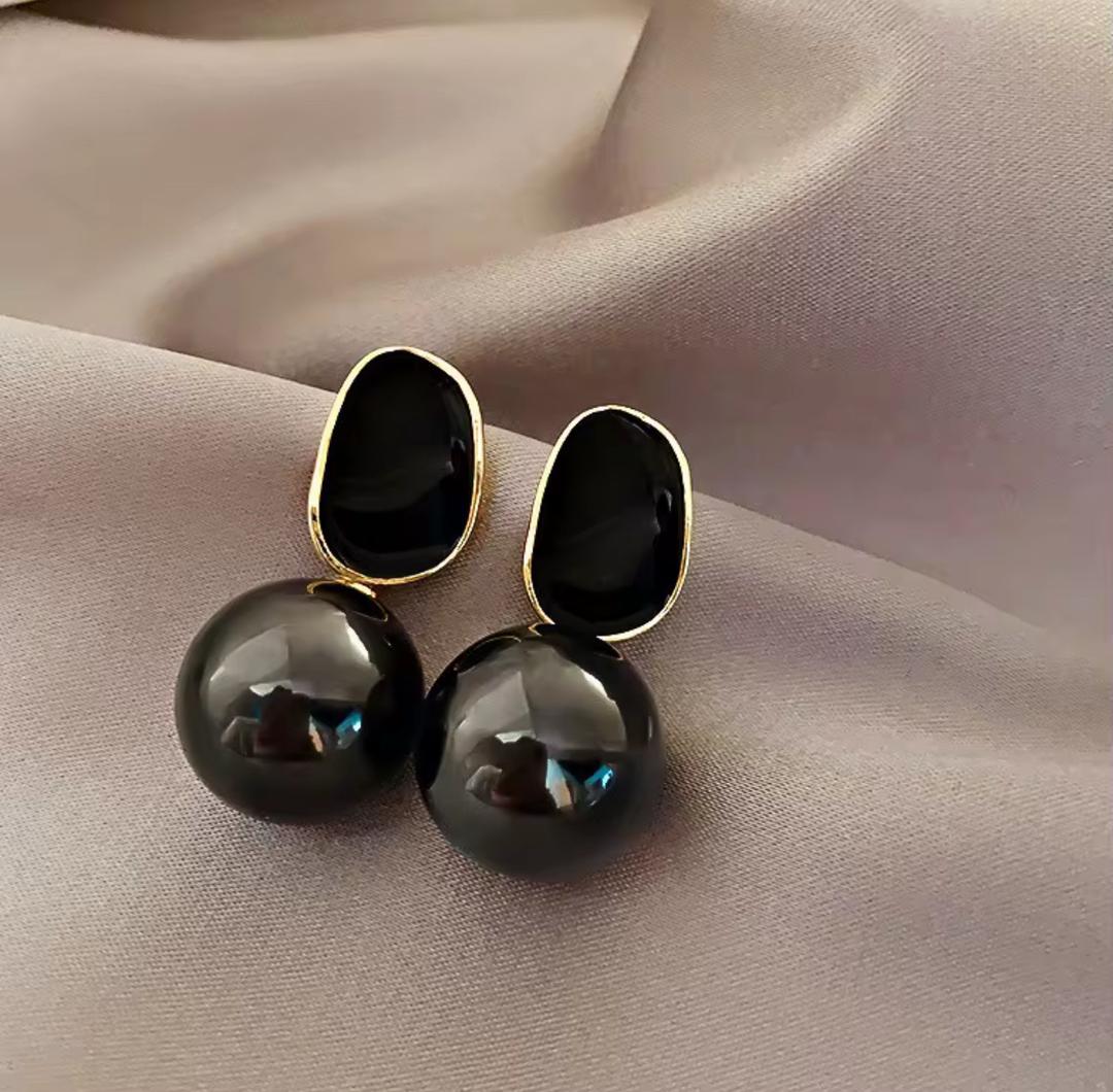Velvet Noir Stud Drops