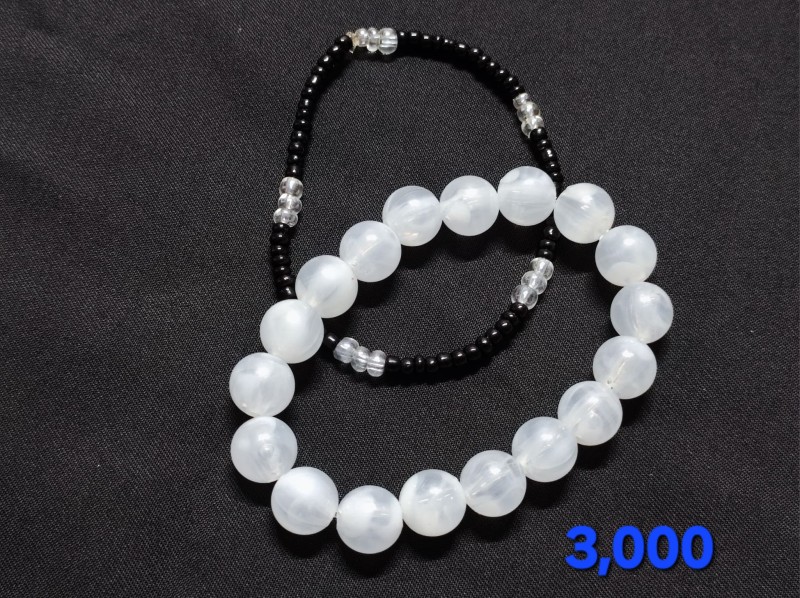 Hand Beads by Makoko Kids 3000
