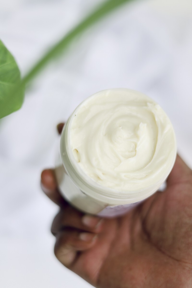 NOURISHING HAIR BUTTER