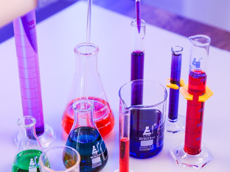 SSD Chemical Price - Retailing 1000mL Quantity Liquid at $28,500 / GCL