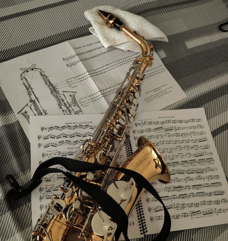 SAXOPHONE TRAINING