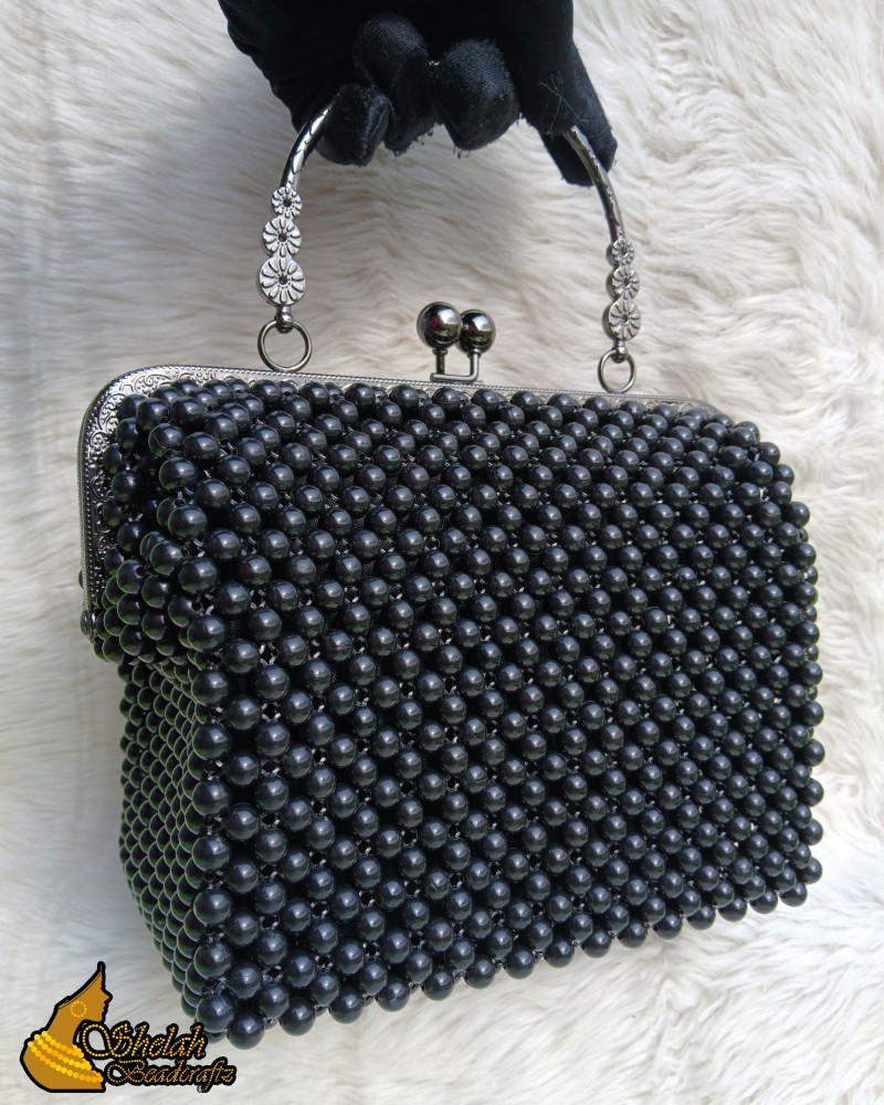 QUINN Clutch Purse