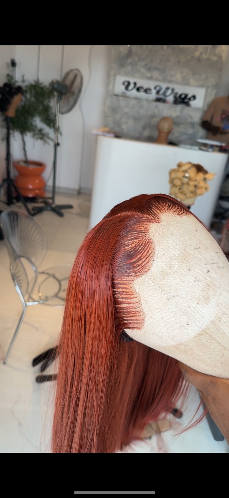 Veewigs glue less class 3rd edition