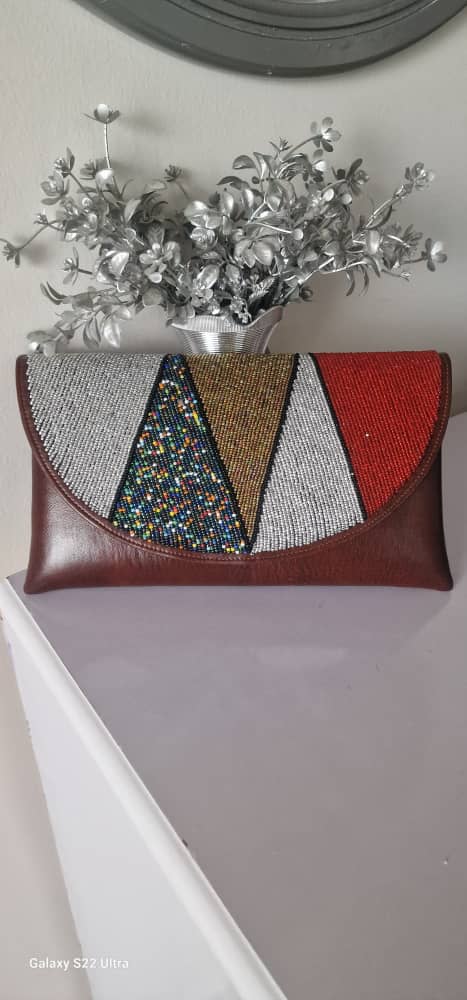 Maridadi Beaded Clutches