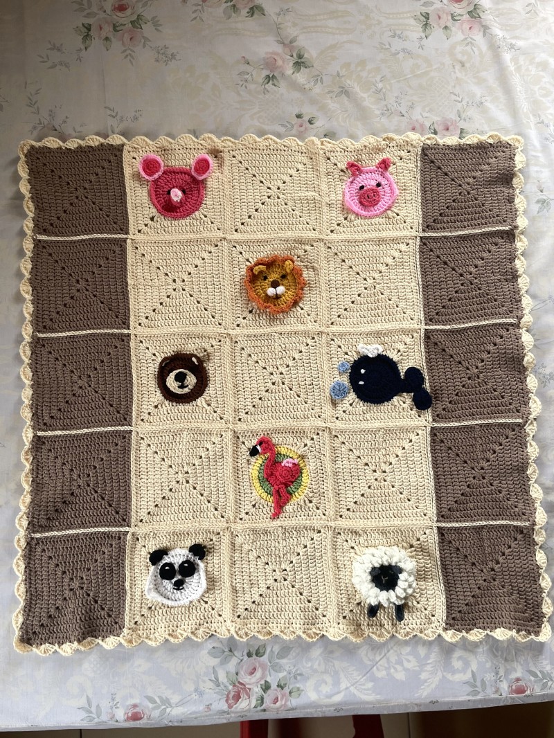 3D Granny Squares by Caitie and Sharna Moore