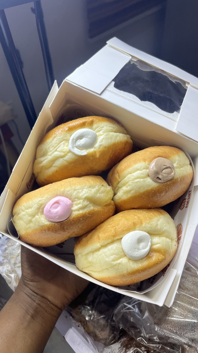 CHEF DIDI BOMBOLONI AND ROUND DOUGHNUT COURSE