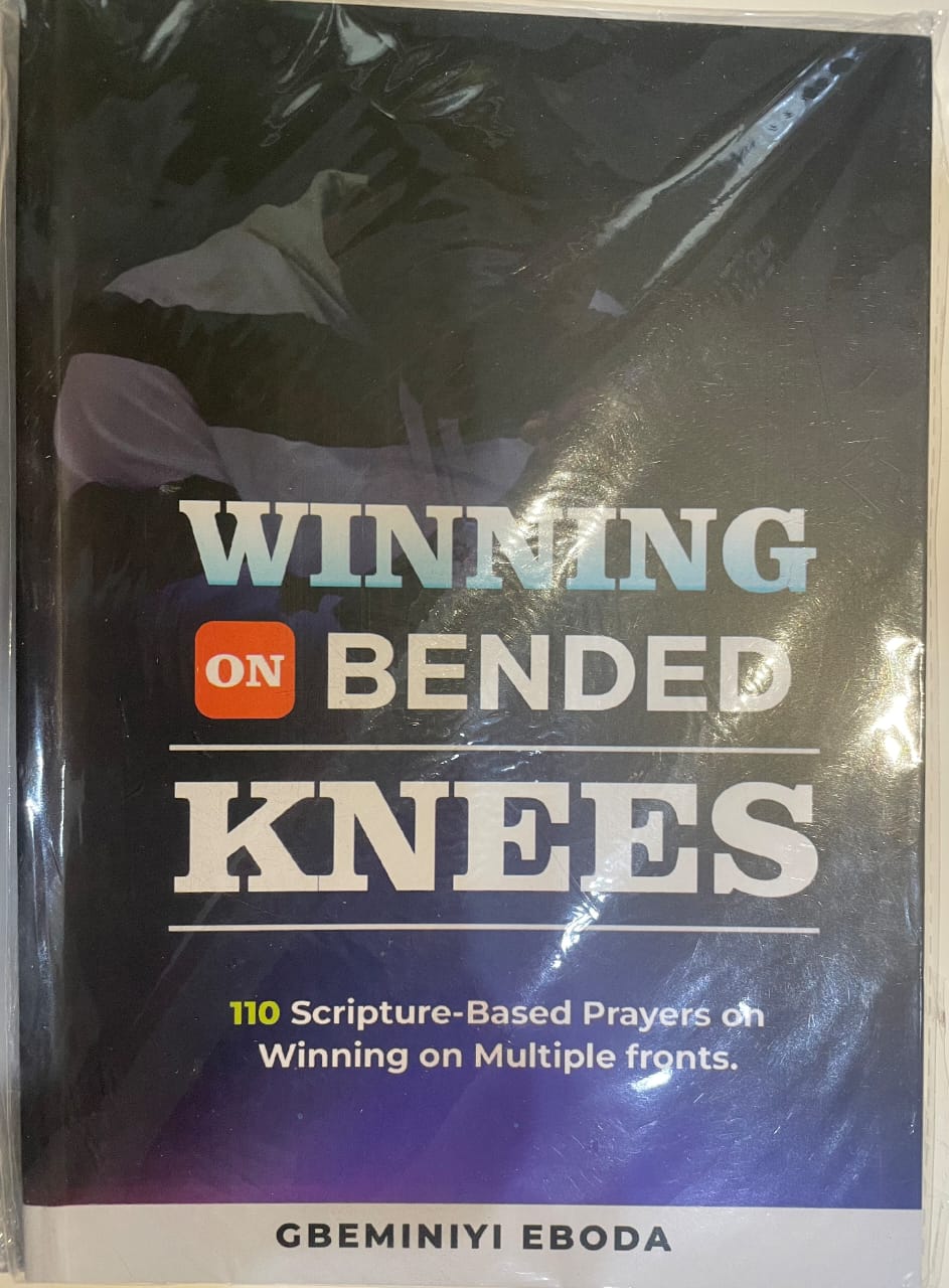 Winning on Bended Knees: 110 Scripture-Based Prayers on Winning on Multiple Fronts (Paperback)