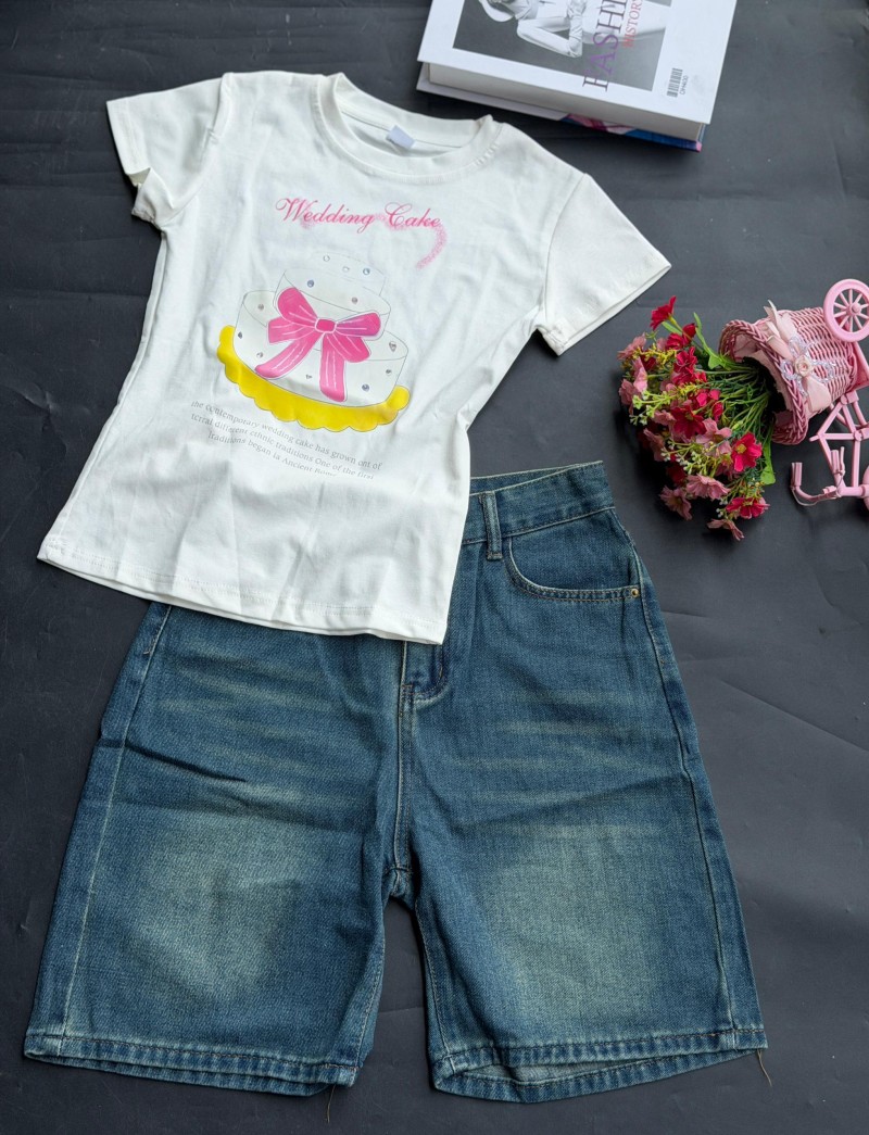 Girly Body Top And Short Combo